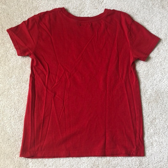 red tshirt - Picture 2 of 2